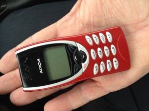 De ce revin in actualitate vechile telefoane mobile? 