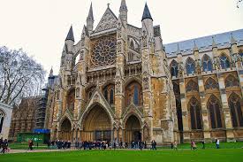 Why should you visit Westminster Abbey? 