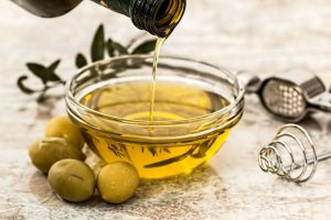 5 mituri despre uleiul de masline
