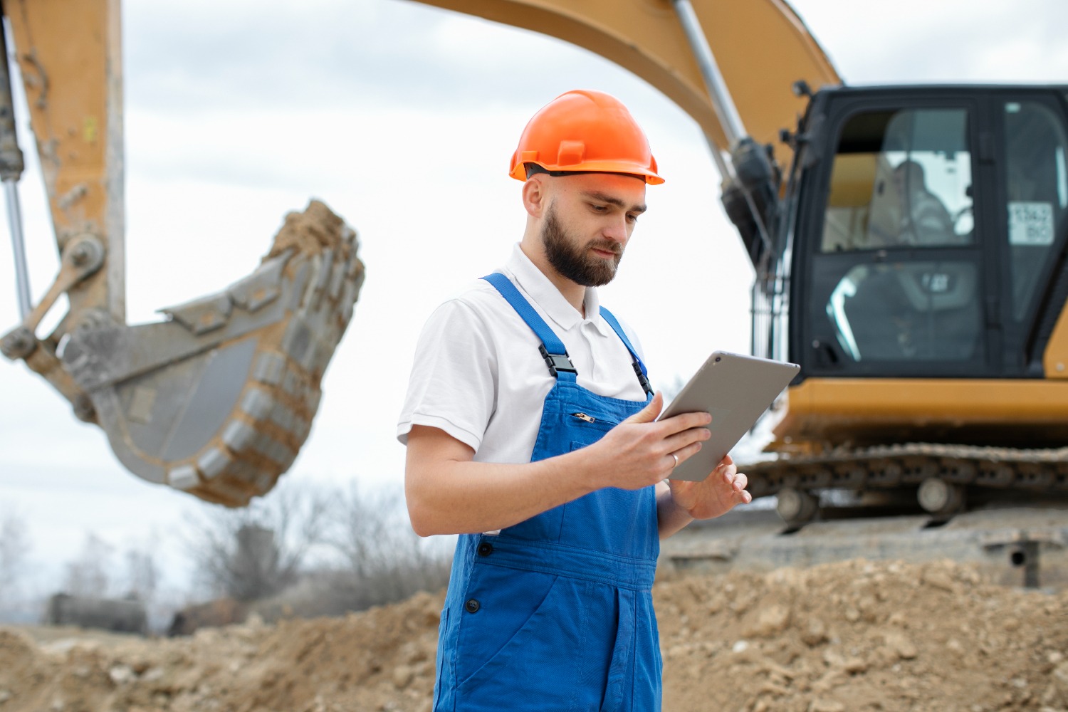 Cat de des trebuie efectuate reviziile la utilajele de constructii?